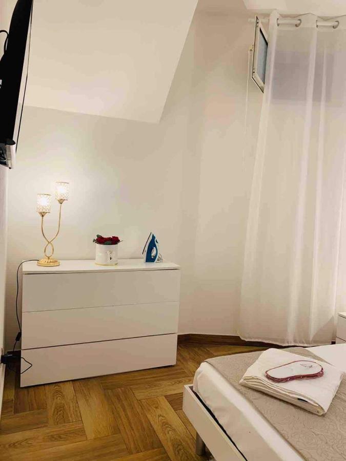 Apartamento Dimora Napoli Centrale Exterior foto